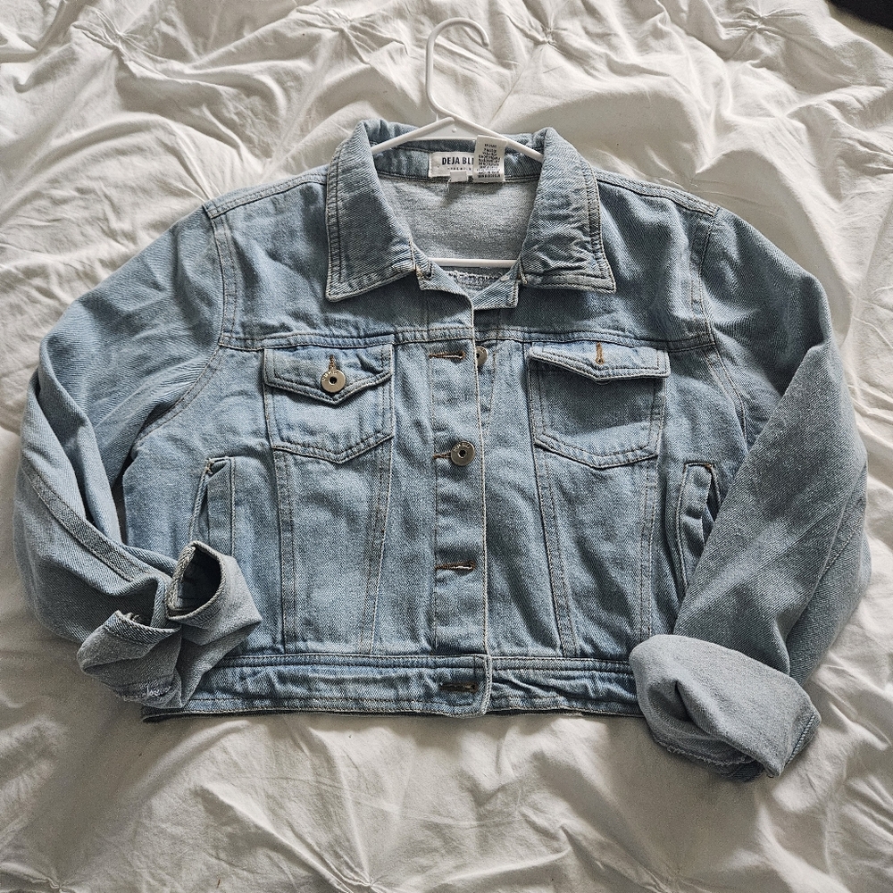 Deja Bleu Cropped Denim Jacket Size Large Light Blue Wash